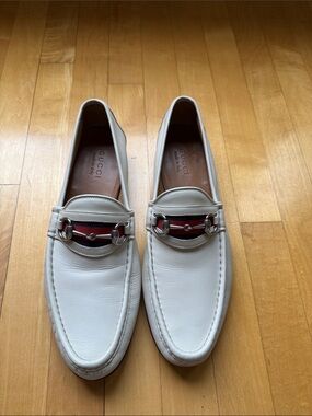 Gucci White Leather Horsebit Loafers with Red and Green Web